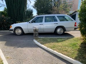 1990 Mercedes 230