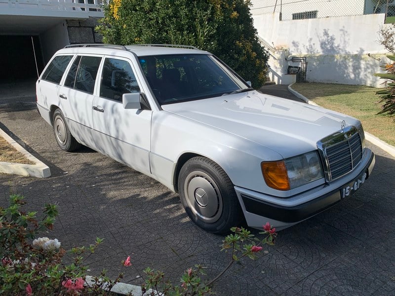 1990 Mercedes 230 - 7