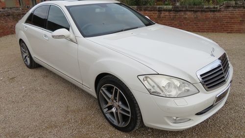 Picture of MERCEDES S350 W221 LUXURY PACKAGE 2008 18K MLS 1 OWNER - For Sale