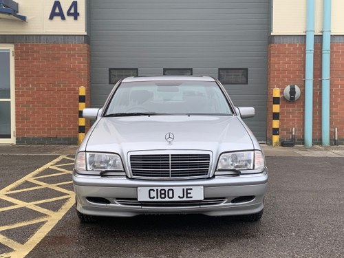 2000 Mercedes C Class C180
