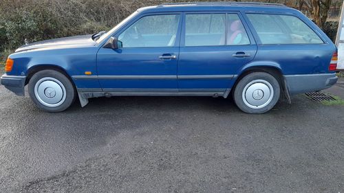 Picture of 1987 Mercedes E Class S124 200 T - For Sale