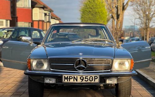 1976 Mercedes SL Class R107 350 SL (picture 1 of 21)