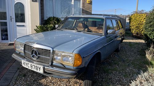 Picture of 1983 Mercedes 300 W123 300 TD Estate - For Sale