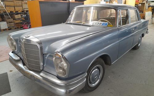 1961 Mercedes 220 W111 220 S,  FIRST HAND ! (picture 1 of 14)