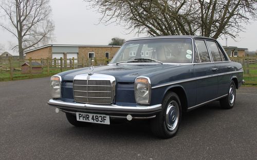 1969 Mercedes 230 W114 230 (picture 1 of 27)