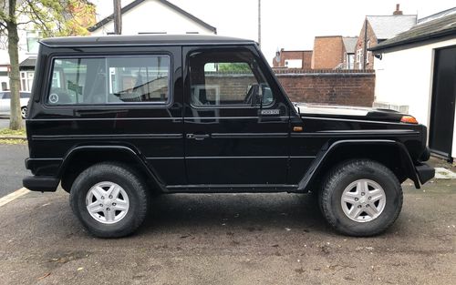 1990 Mercedes G Class G300 (picture 1 of 17)