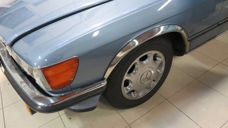 1988 Mercedes 560 SL - 4