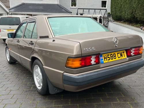 1990 Mercedes 190 E - 6
