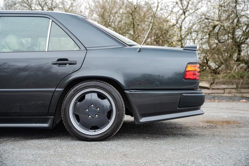 1992 Mercedes 230 - 5