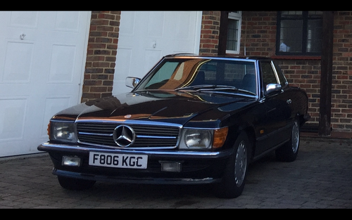 1988 Mercedes SL Class R107 300 SL (picture 1 of 6)