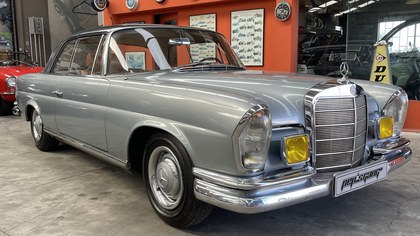 1966 Mercedes 250 S123 250 T