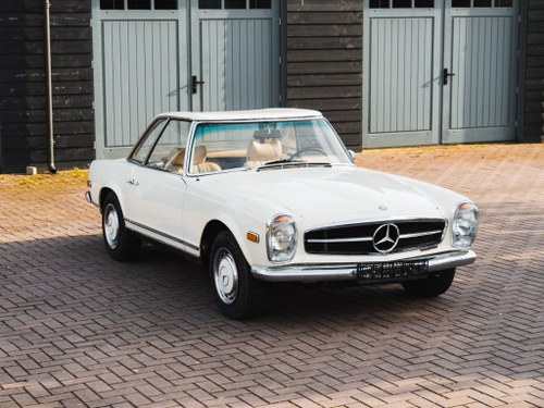 MERCEDES BENZ W113-280SL Pagoda 2 Tops 1969 Project For Sale