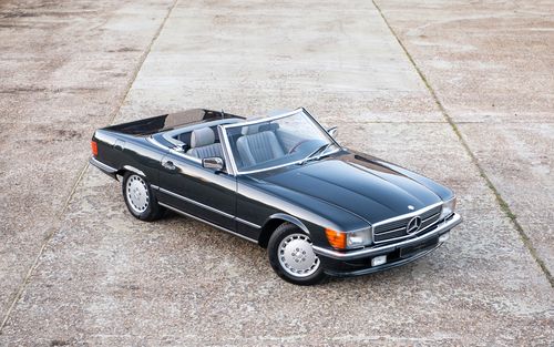 1986 Mercedes SL Class R107 300 SL (picture 1 of 24)