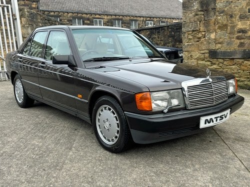 1987 Mercedes W201 190E 2.6 Auto - Low Miles - FSH - Rare Colour SOLD