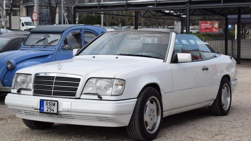 Picture of 1994 Mercedes-Benz E320 Cabrio A124 - Family Convertible - For Sale