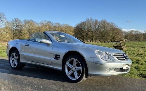 2005 Mercedes SL Class R230 SL500 (picture 1 of 7)