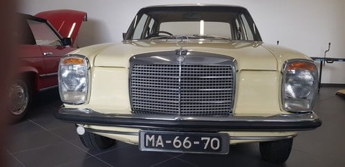 1969 Mercedes 230 - 3