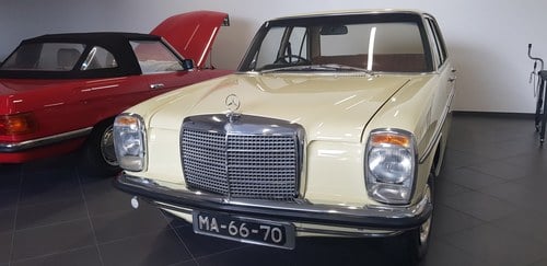 1969 Mercedes 230 - 8