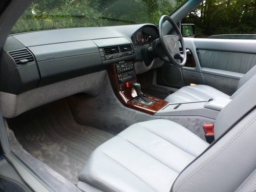 1994 Mercedes SL Class - 9