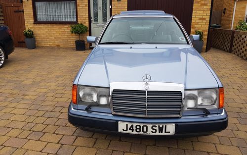 1991 Mercedes 300 W124 300 CE (picture 1 of 13)