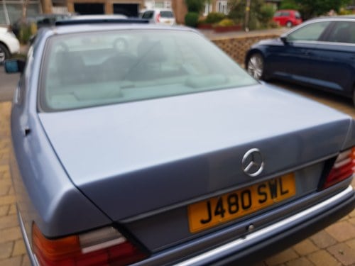 1991 Mercedes 300 - 2
