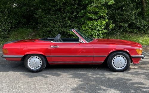 1987 Mercedes SL Class R107 300 SL (picture 1 of 21)