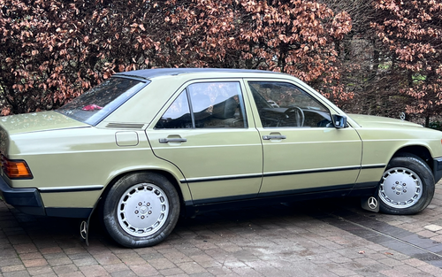 1984 Mercedes 190 W201 190 D (2.0) NOW SOLD (picture 1 of 14)