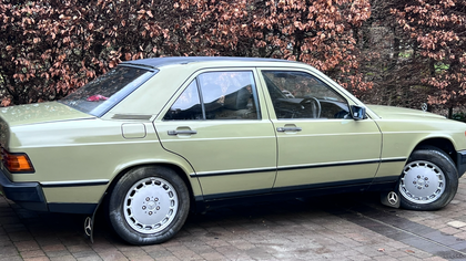 1984 Mercedes 190 W201 190 D (2.0)