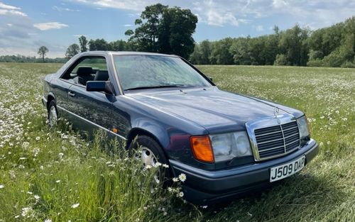 1992 Mercedes 300 W124 300 CE (picture 1 of 11)