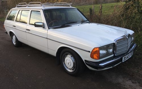 1984 Mercedes 300D Automatic W123 7-Seater Estate (picture 1 of 63)