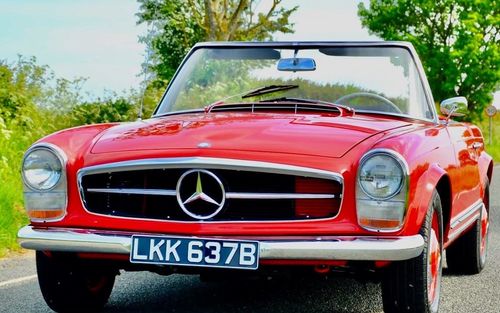 1964 Mercedes SL Class W113 230 SL Pagoda (picture 1 of 10)