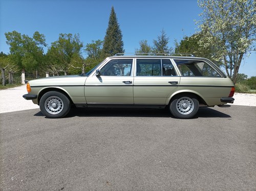 1983 Mercedes W123 300TDT