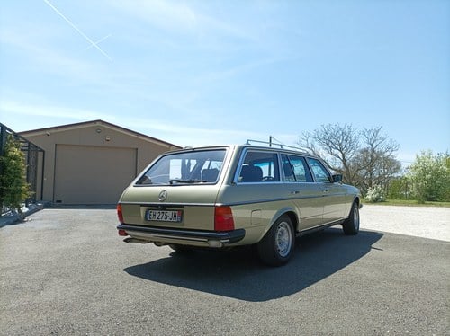 1983 Mercedes 300 - 5