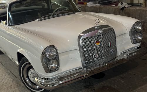 1966 Mercedes W111 220se Coupe (picture 1 of 7)