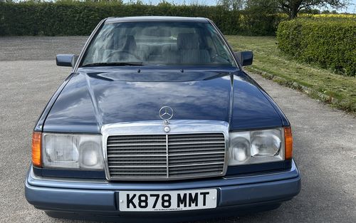 1993 Mercedes 220 W123 220 D (picture 1 of 9)