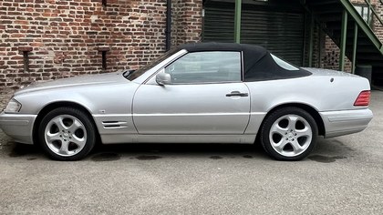 SL320 Full History Low Miles Panoramic Roof