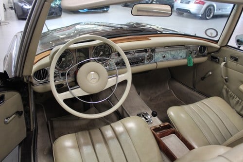 1968 Mercedes SL Class - 8