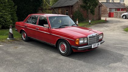 1985 Mercedes 230 W123 230 E