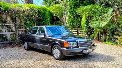 1992 Mercedes-Benz 500SEL - only 79,000, FSH, exceptional