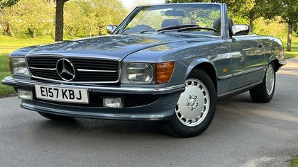 Beautiful 1988 Mercedes 300SL (R107). Only 4 previous owners