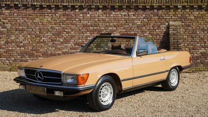 Mercedes-Benz 450 SL European new delivery (headlights and b