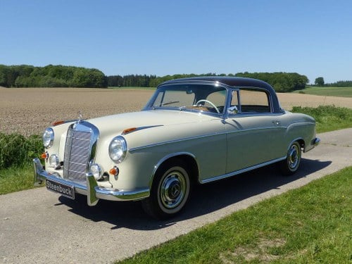 1960 Mercedes-Benz 220 SE - The elegant coupé in the pontoon clas Till salu