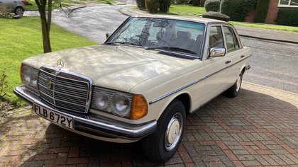 1983 Mercedes 230 W123 230 E