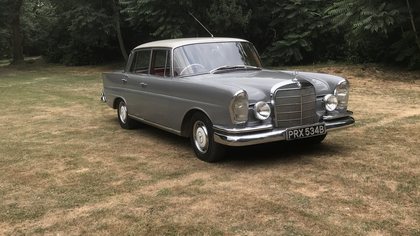 1964 Mercedes 220 W111 220