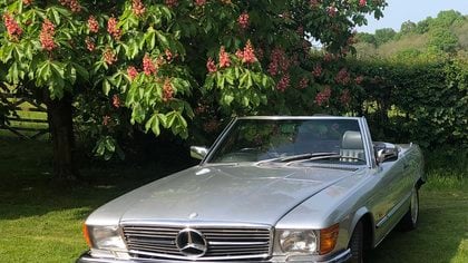 1987 Mercedes SL Class R107 300 SL