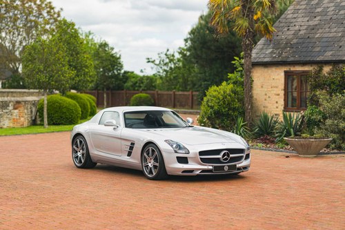 2010 MERCEDES-BENZ SLS AMG | RHD & FULL SERVICE HISTORY À venda