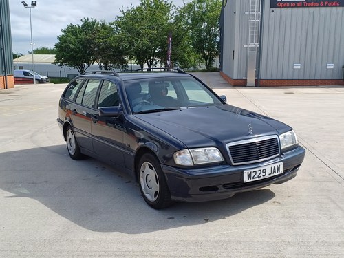 2000 Mercedes C Class C220