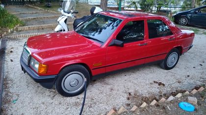 Mercedes 190 E 2.0