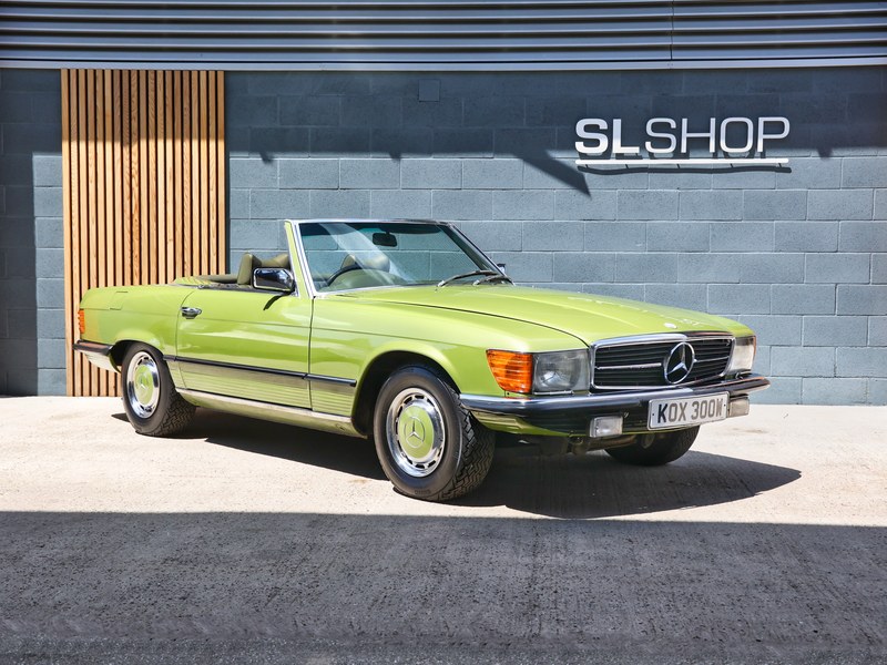 1980 Mercedes Benz R107 350SL Citrus Green (874)