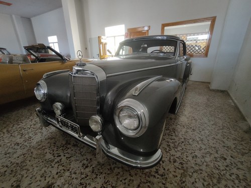 1953 MERCEDES BENZ 300S COUPE A vendre